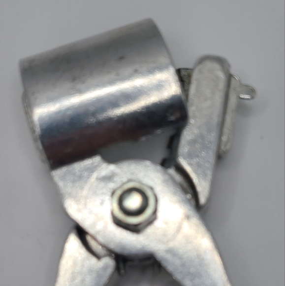 T.V.C Willis Texas Vintage Bladed Nut Sheller Nut Cracker Crab Lobster Cracker - Picture 5 of 7